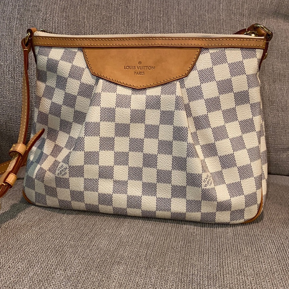 Louis Vuitton Siracusa PM